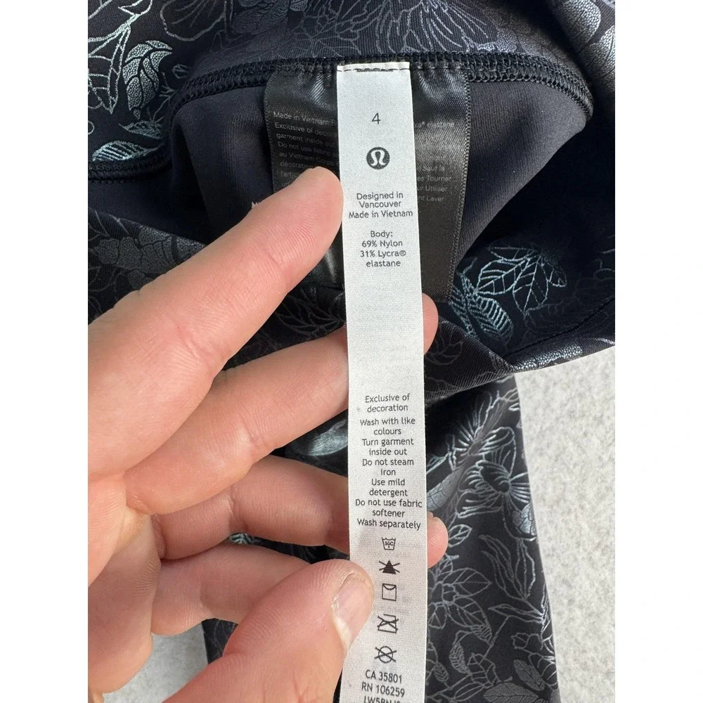 Lululemon Wunder Under High Rise Logo Flourish‎ Iridescent Leggings Women's 4